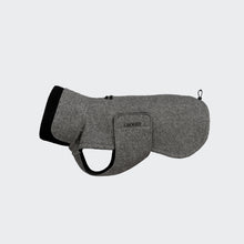 Laden Sie das Bild in den Galerie-Viewer, Cloud7 Windhundmantel Brooklyn Tweed Black Long