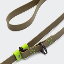 Laden Sie das Bild in den Galerie-Viewer, Cloud7 Freihandleine BioThane Ipanema Olive-Neon Green