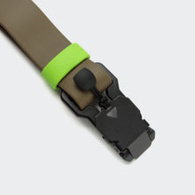 Laden Sie das Bild in den Galerie-Viewer, Cloud7 Hundehalsband BioThane Ipanema Olive-Neongreen
