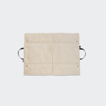 Laden Sie das Bild in den Galerie-Viewer, Cloud7 Hundereisebett Canvas Olive