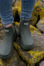 Laden Sie das Bild in den Galerie-Viewer, Gruffig Puuschen Damen Gummistiefel Oliv Grün Halbstiefel